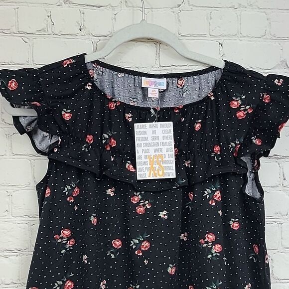 LuLaRoe Stasha Ruffle Top XS 0/2 Black Rose Floral Polka Dot Printed Knit Tee - Picture 4 of 11